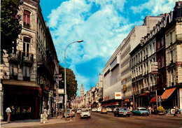 Lille * Vue Sur La Rue Nationale * Commerces Magasins - Lille