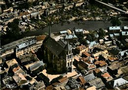 Poitiers * Vue Aérienne Sur La Ville Et L'église Ste Radegonde - Poitiers