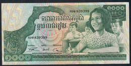 CAMBODIA P17  1000 RIELS  1972 Signature 13     AUNC - Cambodia