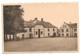 CPSM NEUFCHATEAU, INSTITUT ST SAINT MICHEL, FACADE PRINCIPALE, AUTO, VOITURE ANCIENNE, PROVINCE DE LUXEMBOURG, BELGIQUE - Neufchâteau