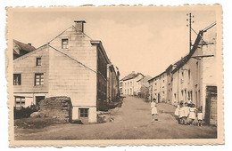 CPSM NEUFCHATEAU, ANIMATION DANS LA RUE DU CHAUFOUR, PROVINCE DE LUXEMBOURG, BELGIQUE - Neufchâteau