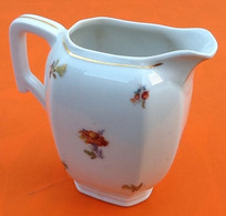 Pot à Lait Art Déco Années 30 Porcelaine Blanche, Réhaussée D' Un Liseré Or, Décor Floral Epiag Aich - Autres & Non Classés