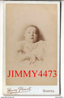 Portrait D'un Bébé à Identifier - CARTE CDV Tirage Aluminé 19ème - Taille 63 X 104 - Photo Henry Pénot Nantes - Antiche (ante 1900)