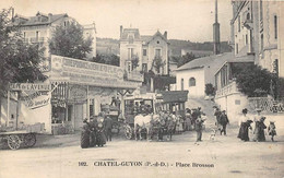 Châtel-Guyon        63       Place Brosson. Correspondance P. L. M  (voir Scan) - Châtel-Guyon