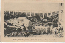 86 L'ISLE-JOURDAIN  Vallée De La Vienne , Rive Droite En Amont Du Viaduc - L'Isle Jourdain