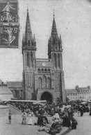 SAINT-POL-de-LEON - La Basilique Et Le Marché - Saint-Pol-de-Léon