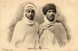 CPA AK Geiser 85 Arabes De L'interieur ALGERIA (769303) - Men