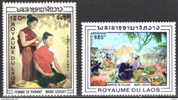 LAOS - 1968 N°s 62 Et 63 Marc Leguay - Femme Se Parant - Marché Du Village TTB - Laos