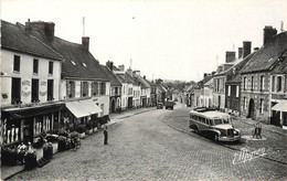 / CPSM FRANCE 78 "Saint Arnoult En Yvelines, Place Du Général Leclerc Et Rue De Paris" - St. Arnoult En Yvelines