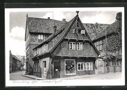 AK Lauenburg / Elbe, Ältestes Fachwerkhaus Am Markt - Lauenburg