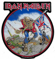 N°1 AUTOCOLLANT IRON MAIDEN, GROUPE HEAVY METAL - Objets Dérivés