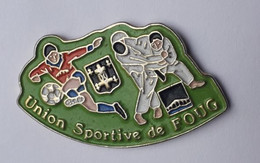 QQ154 Pin's Football Judo Union Sportive FOUG Meurthe-et-Moselle écusson Pont à Mousson Croix Lorraine Achat Immédiat - Judo