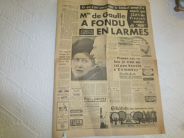 Mme De Gaulle A Fondu En Larmes, Double Page France Dimanche 1969; JL04 - Informations Générales