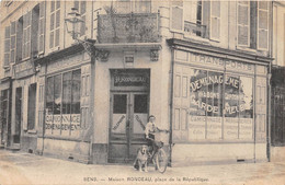 89-SENS-MAISON RONDEAU , PLACE DE LA REPUBLIQUE - Sens