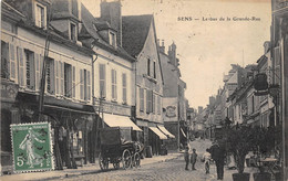 89-SENS-LE BAS DE LA GRANDE-RUE - Sens