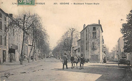 Issoire         63            Boulevard Triozon Bayle    -en Partie Décollée -        (voir Scan) - Issoire