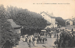 CPA 17 FOURAS ARRIVEE D'UN TRAIN - Fouras-les-Bains