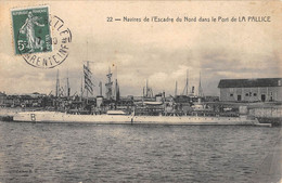 CPA 17 NAVIRES DE L'ESCADRE DU NORD DANS LE PORT DE LA PALLICE - Andere & Zonder Classificatie