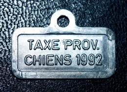 Jeton De Taxe Sur Les Chiens "Année 1992 - Liège (Luik) - Belgique / Belgie" Médaille De Chien - Dog License Tax Tag - Monétaires / De Nécessité