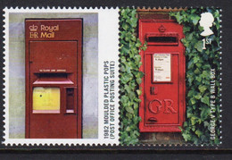 Great Britain 2009 Single 1st Smiler Sheet Commemorative Stamp With Labels From The Post Boxes Set In Unmounted Mint. - Personalisierte Briefmarken