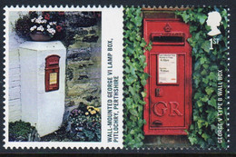 Great Britain 2009 Single 1st Smiler Sheet Commemorative Stamp With Labels From The Post Boxes Set In Unmounted Mint. - Personalisierte Briefmarken