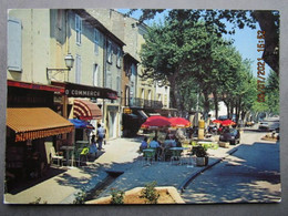 CP 83 Var   VINON Sur VERDON Prés Rians - Le Cours  Les Terrasses Café Bar Du Commerce , Centre Ville 1994 - Rians