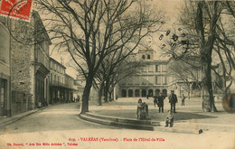 VALREASPlace De L'hotel De Ville  Voyagée Pour AUBIGNAN - Valreas