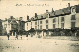 Millau * La Gendarmerie Nationale Et La Banque De France * La Place * Banco Bank - Millau