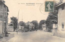 CPA 19 SAINT FORTUNADE GRANDE PLACE ET AVENUE DE TULLE - Sonstige & Ohne Zuordnung