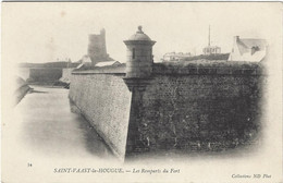 50  Saint  Vaast La Hougue        Les Remparts Du Fort - Saint Vaast La Hougue