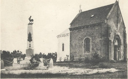 50  Saint  Vaast La Hougue    -   Monument Des Soldats Et   La Chapelle Des Marins - Saint Vaast La Hougue