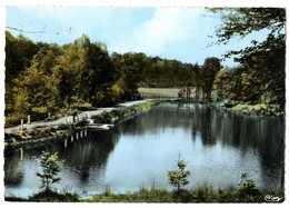 46  LATRONQUIERE  L ETANG DU ROC DE LA FRANCE   -  PECHE ET BAIGNADE  -  CPM 1950 / 60 - Latronquiere