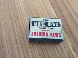 Ancienne Boîte D'allumettes ANGLETERRE En Bois "FOR MORE NEWS READ THE LONDON EVENING NEWS" - Boites D'allumettes