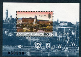 HUNGARY 1984 Danube Hotels Block MNH /**.  Michel Block 174A - Ongebruikt