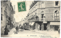 Delcampe - AVRANCHES - La Rue De La Constitution - Tramway - Avranches