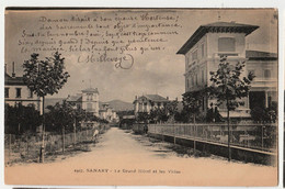 [83] Var > CPA Sanary-sur-Mer-Grand Hotel Et Les Villas, âne Dans Le Chemin CIRCULEE TBE - Sanary-sur-Mer