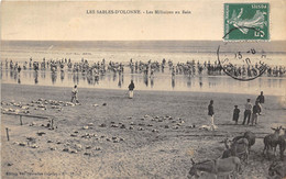 85-LES-SABLES-D'OLONNE- NOS MILITIARES AU BAIN - Sables D'Olonne