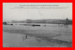 CPA (89) SENS. Inondation De Janvier 1910. La Côte D'Etigny Prise De La Route Nationale, Péniches...M922 - Sens