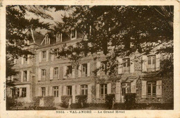 Val André * Pléneuf * Devanture Façade Le Grand Hôtel - Pléneuf-Val-André