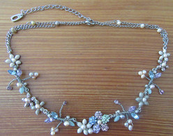 Collier Vintage En Métal Argenté, Perles De Culture, Strass Et émail - Longueur : 35 Cm - Kettingen