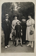 Biarritz - Carte Photo - Groupe Famille Dans Un Parc De La Ville - Biarritz