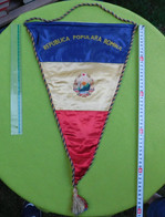Flag (Pennant Banderín)  -  Romania  - Federatia Romina De Handbal - Handball Federation - Communist Era - Handball