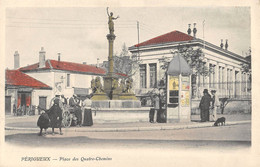 CPA 24 PERIGUEUX PLACE DES QUATRE CHEMINS - Périgueux