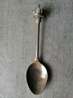 Petite Cuiller Métal Argenté Commémoration Du Mariage De Charles Et Diana 29 Juillet 1981 - Spoons