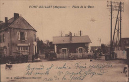 PORT BRILLET Place De La   Gare - Landivy