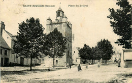 St Riquier * La Place Du Beffroi * Débit De Tabac Tabacs - Saint Riquier