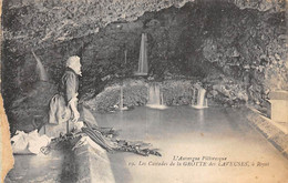 Royat           63        La Cascade De La Grotte Des Laveuses      N° 19   (voir Scan) - Royat