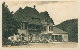 AK Leonberg / Stuttgart Kurhaus Glemseck, Davor Herrliche Oldtimer Krad Motorrad - Leonberg