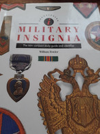 Military Insignia WILLIAM FOWLER Chartwell Books 1993 - Otros & Sin Clasificación