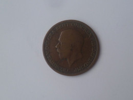 Vintage ! 1 Pc. Of 1930 UK Great British Gerogivs V Half (1/2p) Penny Coin (#147) - Autres & Non Classés